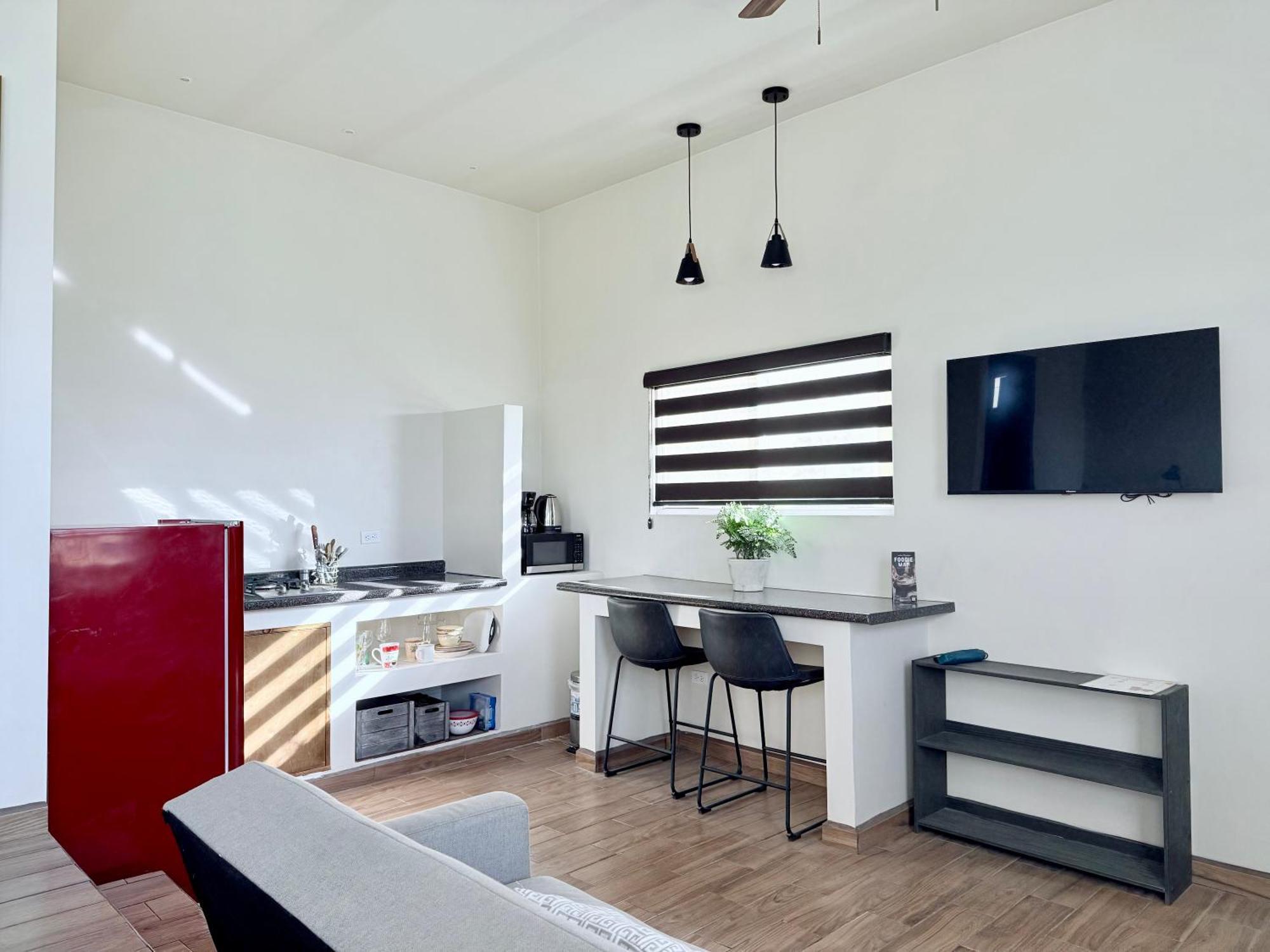 Cozy, Quiet & Pet Friendly Gated Patio Studio Ensenada Exterior foto